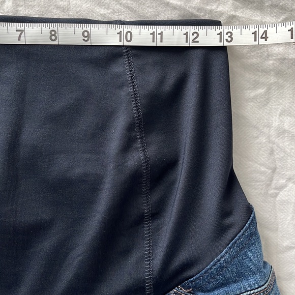 Isabel Maternity Bermuda Shorts - Picture 8 of 12